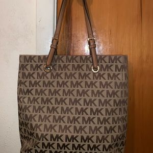 Mk purse